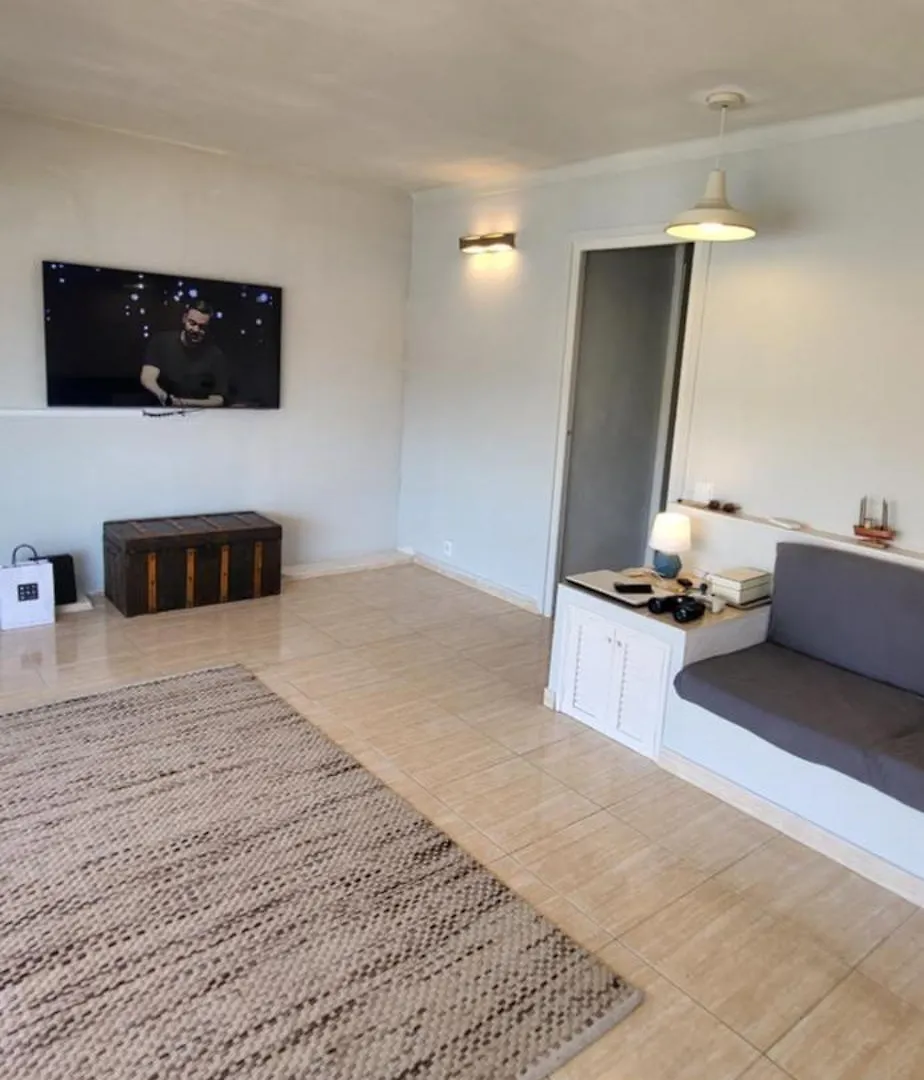 Luxury Apartment In Front Of The Sea Лафранч